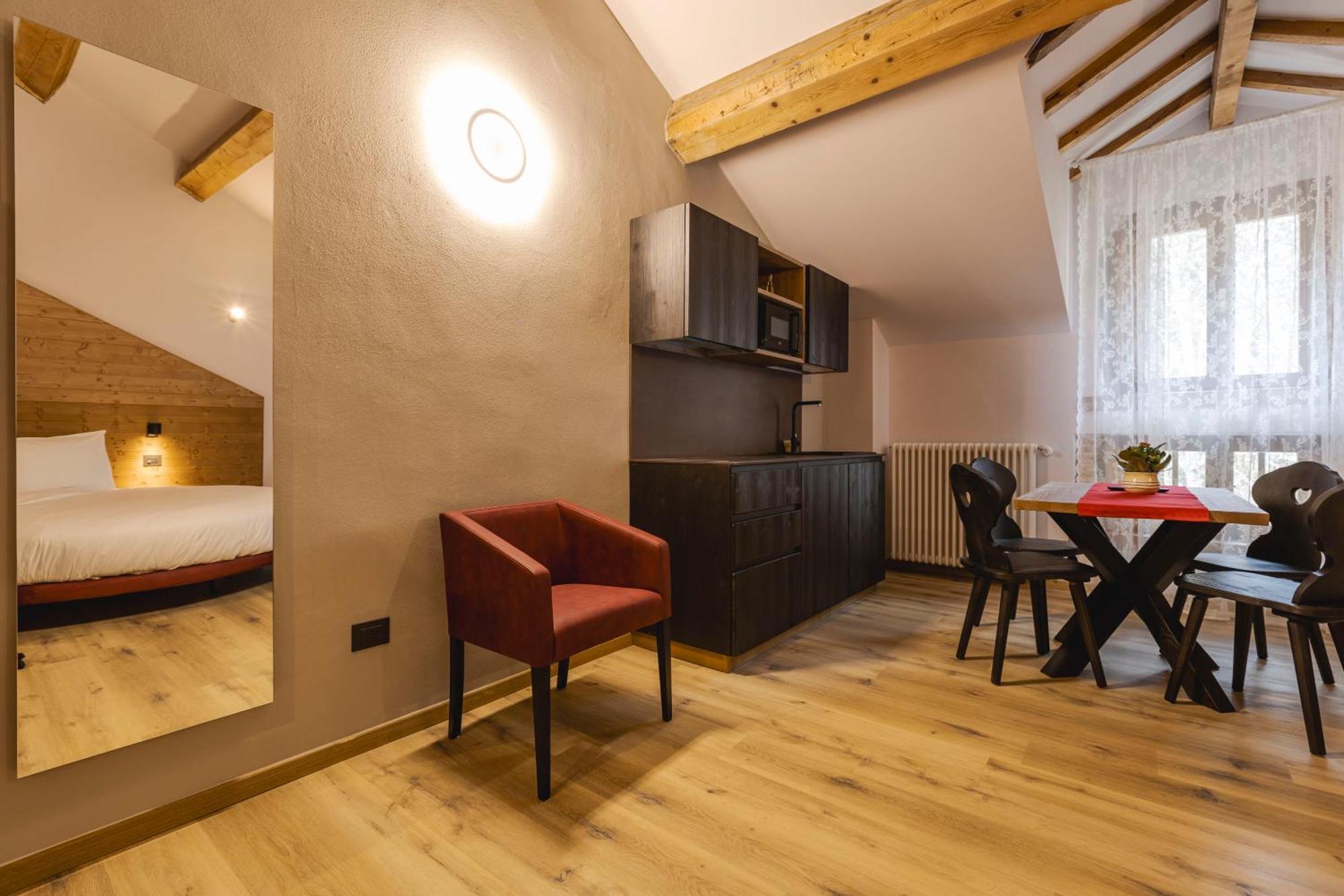 Granduca Mountain Wellness Apartments กัมปีญา ภายนอก รูปภาพ